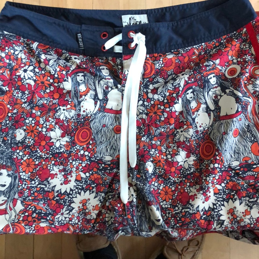Men’s board shorts